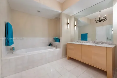 50 S Pointe Drive Miami Beach FL 33139