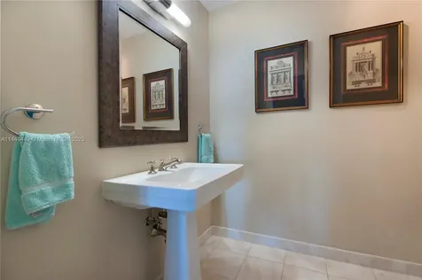 50 S Pointe Drive Miami Beach FL 33139