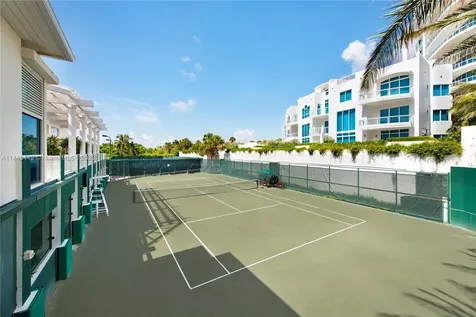 50 S Pointe Drive Miami Beach FL 33139