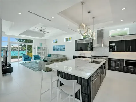 2540 SE 7th Drive Pompano Beach FL 33062