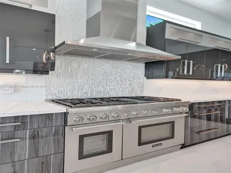 2540 SE 7th Drive Pompano Beach FL 33062