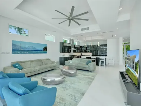 2540 SE 7th Drive Pompano Beach FL 33062