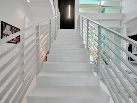 2540 SE 7th Drive Pompano Beach FL 33062