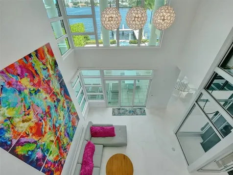 2540 SE 7th Drive Pompano Beach FL 33062