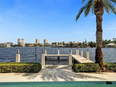 2540 SE 7th Drive Pompano Beach FL 33062