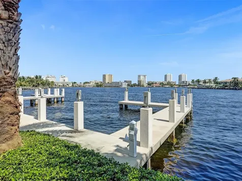 2540 SE 7th Drive Pompano Beach FL 33062