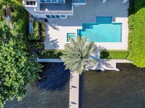2540 SE 7th Drive Pompano Beach FL 33062