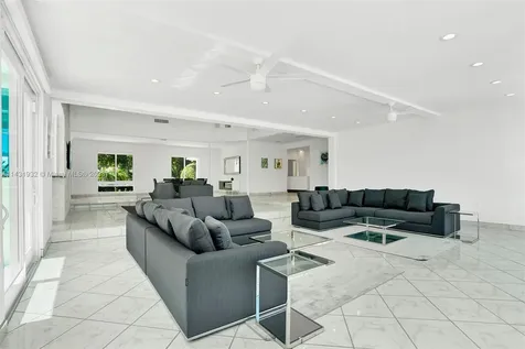 205 N Hibiscus Drive Miami Beach FL 33139