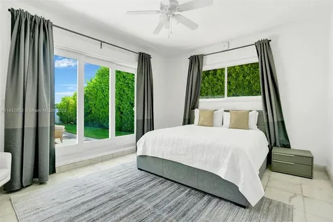 205 N Hibiscus Drive Miami Beach FL 33139