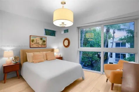 325 Meridian Avenue Miami Beach FL 33139