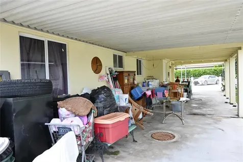 2811 SW 65th Avenue Miami FL 33155