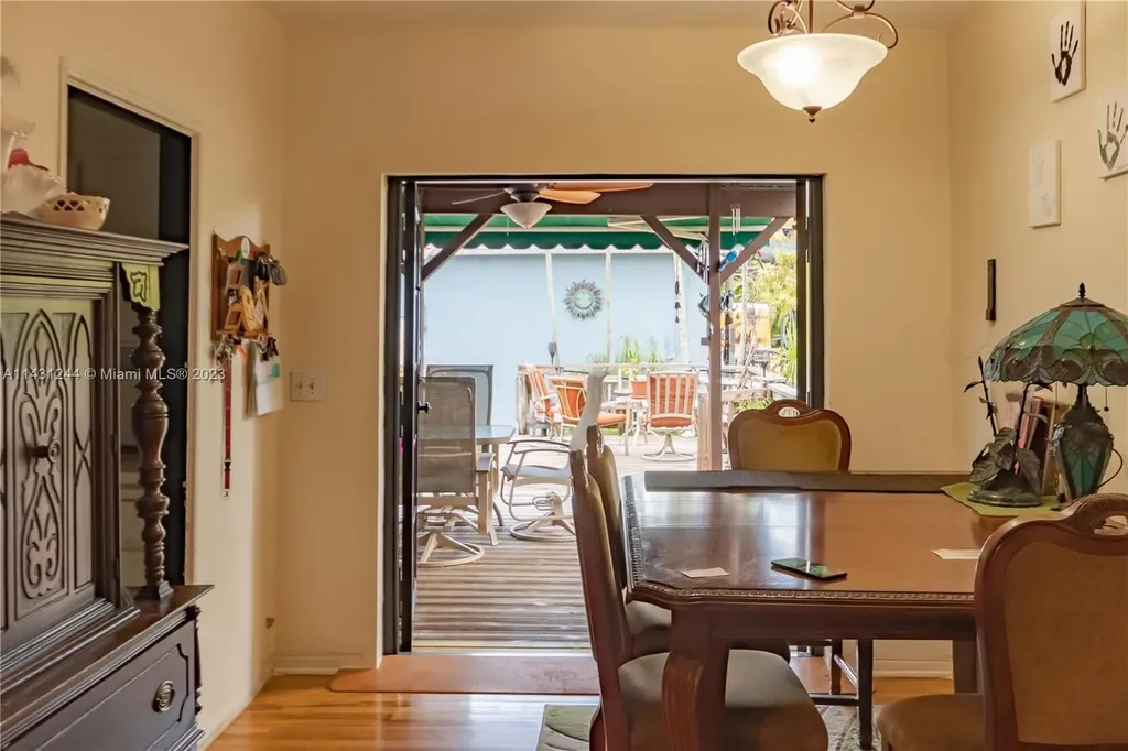 2533 Fillmore Street Hollywood FL 33020