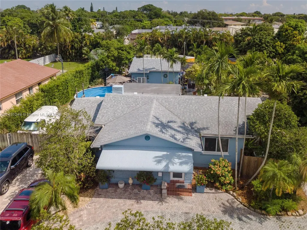 2533 Fillmore Street Hollywood FL 33020