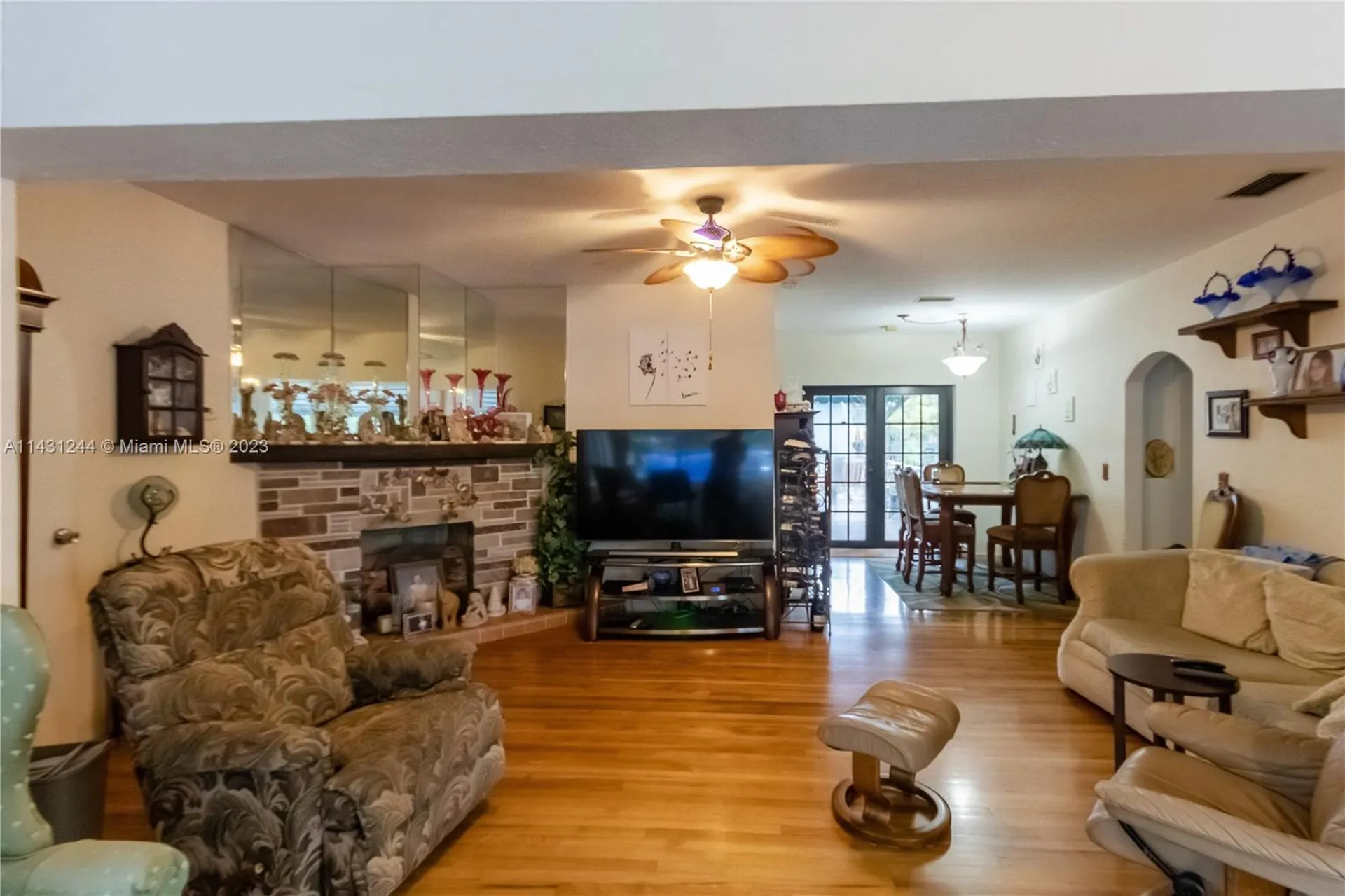 2533 Fillmore Street Hollywood FL 33020