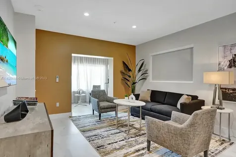 221 Collins Avenue Miami Beach FL 33139