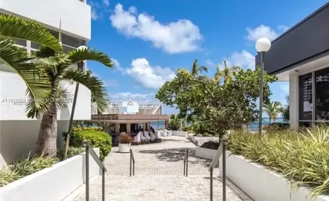 905 Brickell Bay Drive Miami FL 33131