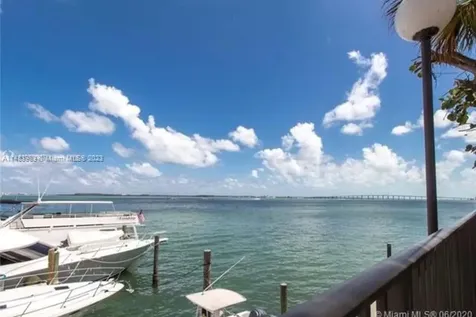 905 Brickell Bay Drive Miami FL 33131