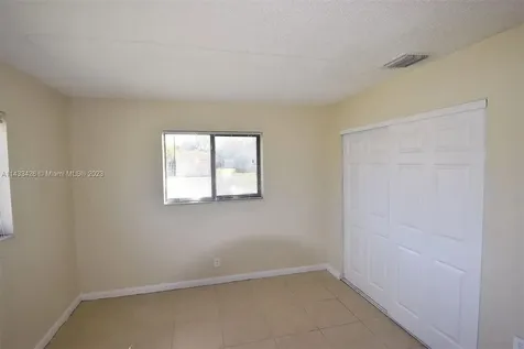 3401 NW 38th Terrace Lauderdale Lakes FL 33309