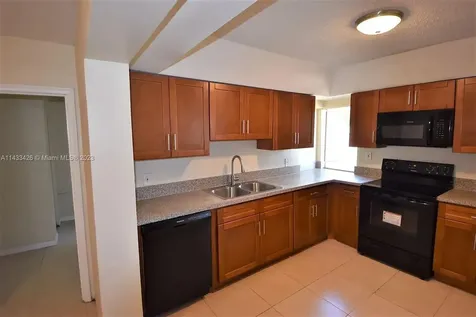 3401 NW 38th Terrace Lauderdale Lakes FL 33309