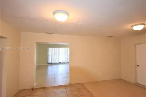3401 NW 38th Terrace Lauderdale Lakes FL 33309