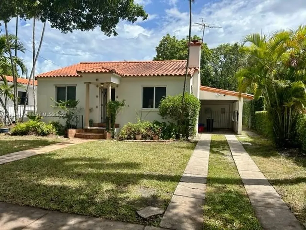 426 Madeira Avenue Coral Gables FL 33134
