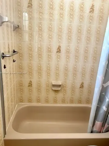 426 Madeira Avenue Coral Gables FL 33134