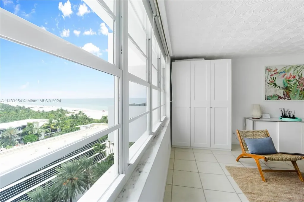 100 Lincoln Road Miami Beach FL 33139