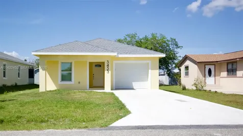 3433 Jeffcott Street Fort Myers FL 33916