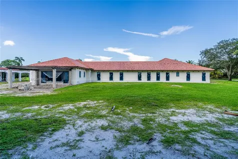 8563 Horseshoe Lane Boca Raton FL 33496