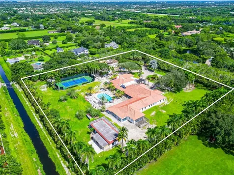 8563 Horseshoe Lane Boca Raton FL 33496