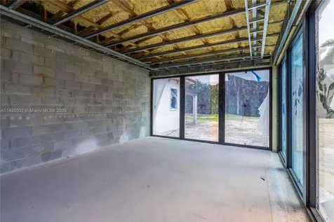 8563 Horseshoe Lane Boca Raton FL 33496