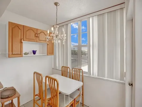 18051 Biscayne Boulevard Aventura FL 33160