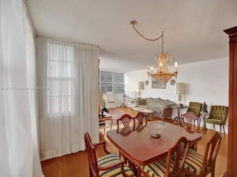 18051 Biscayne Boulevard Aventura FL 33160