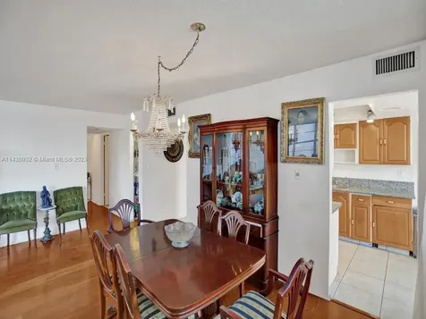 18051 Biscayne Boulevard Aventura FL 33160