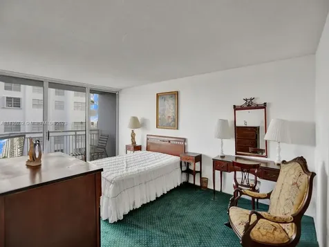 18051 Biscayne Boulevard Aventura FL 33160