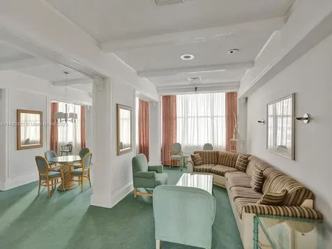 18051 Biscayne Boulevard Aventura FL 33160
