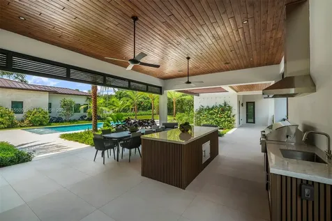 10860 SW 67th Court Pinecrest FL 33156