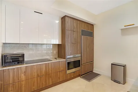 15901 Collins Avenue Sunny Isles Beach FL 33160