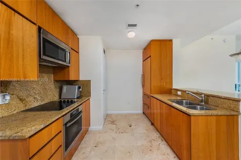 50 S Pointe Drive Miami Beach FL 33139