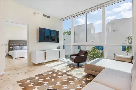 50 S Pointe Drive Miami Beach FL 33139