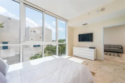 50 S Pointe Drive Miami Beach FL 33139