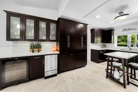 10800 SW 62nd Avenue Pinecrest FL 33156