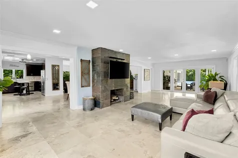 10800 SW 62nd Avenue Pinecrest FL 33156