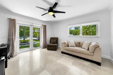 10800 SW 62nd Avenue Pinecrest FL 33156
