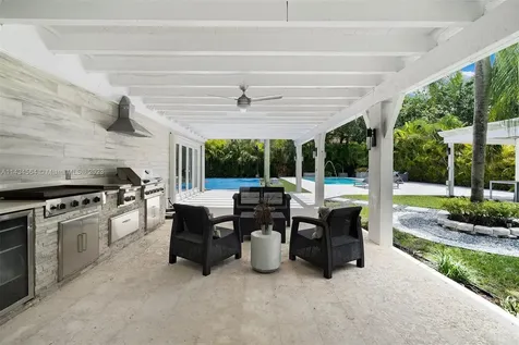 10800 SW 62nd Avenue Pinecrest FL 33156