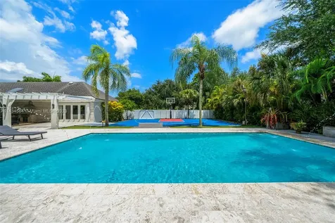 10800 SW 62nd Avenue Pinecrest FL 33156