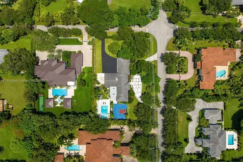 10800 SW 62nd Avenue Pinecrest FL 33156