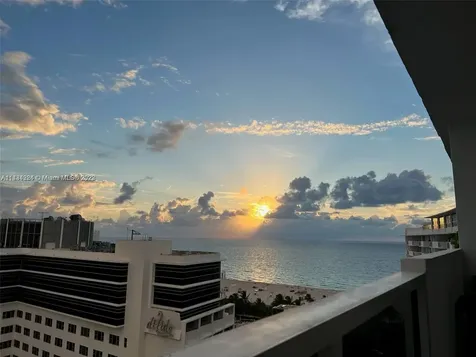 100 Lincoln Road Miami Beach FL 33139
