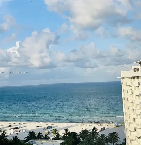 100 Lincoln Road Miami Beach FL 33139