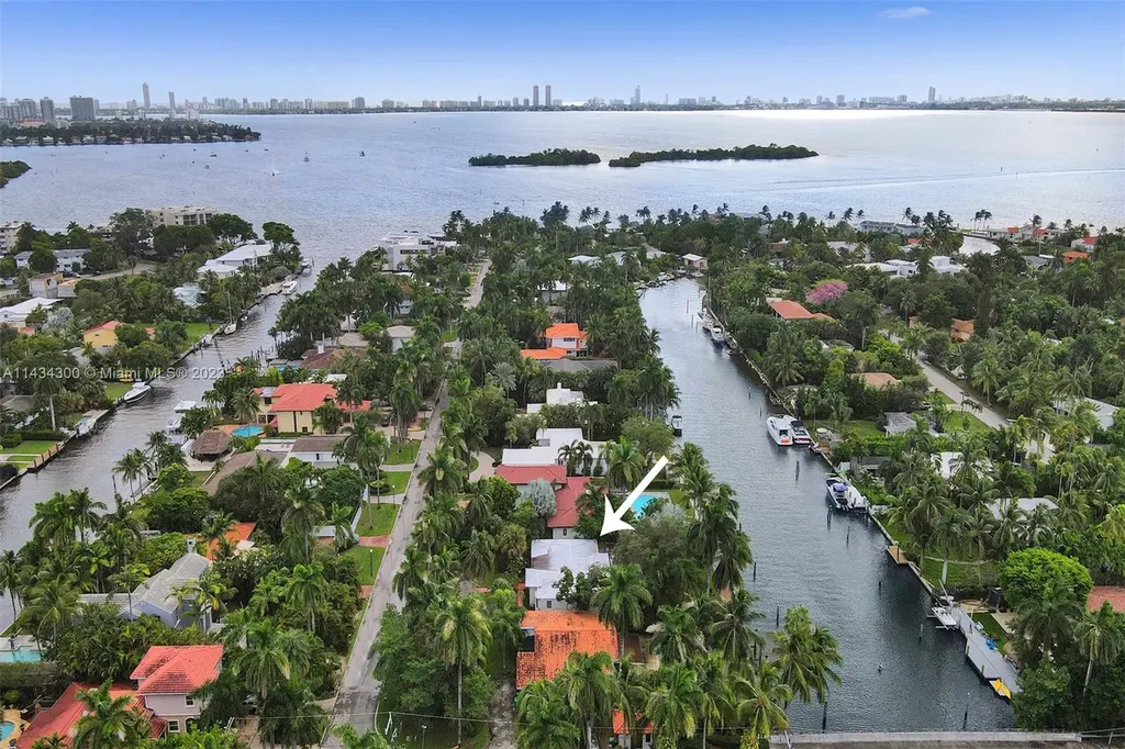 924 Belle Meade Island Drive Miami FL 33138